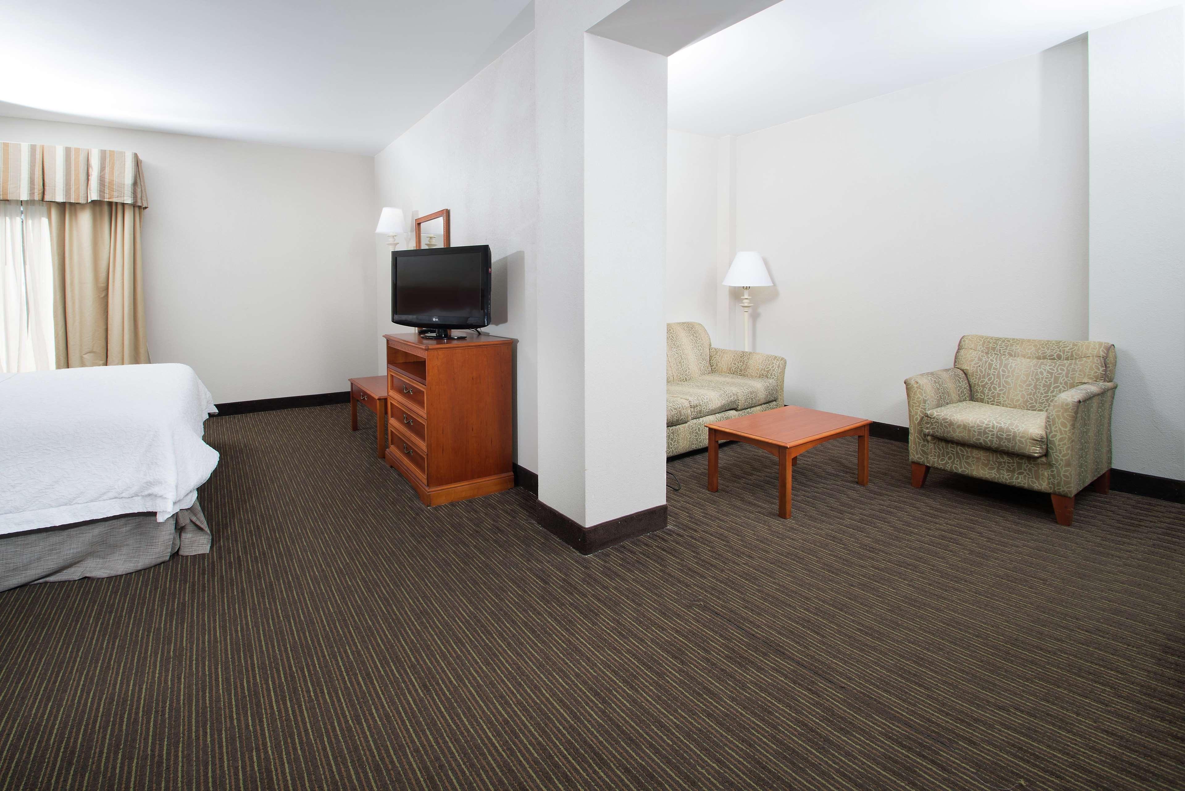 Hampton Inn Linden Esterno foto