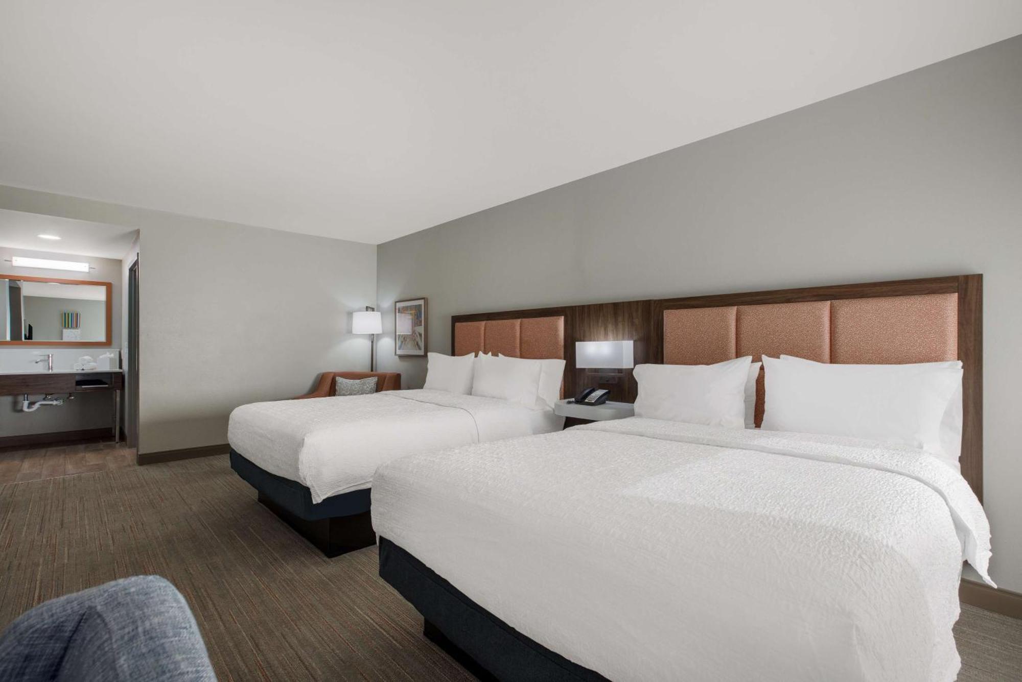 Hampton Inn Linden Esterno foto