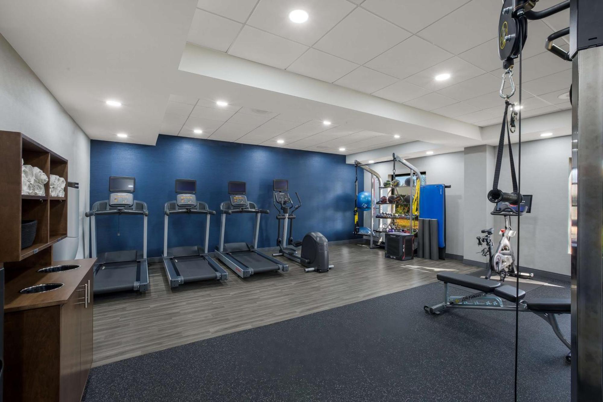 Hampton Inn Linden Esterno foto