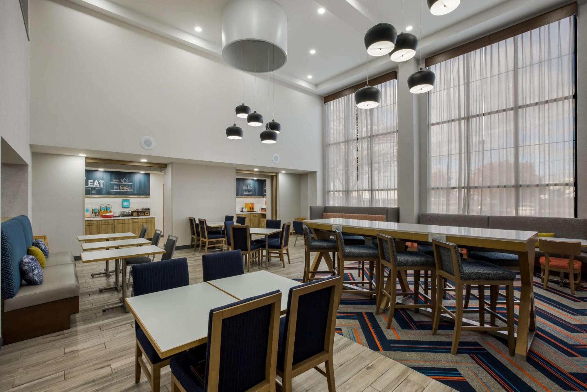 Hampton Inn Linden Esterno foto